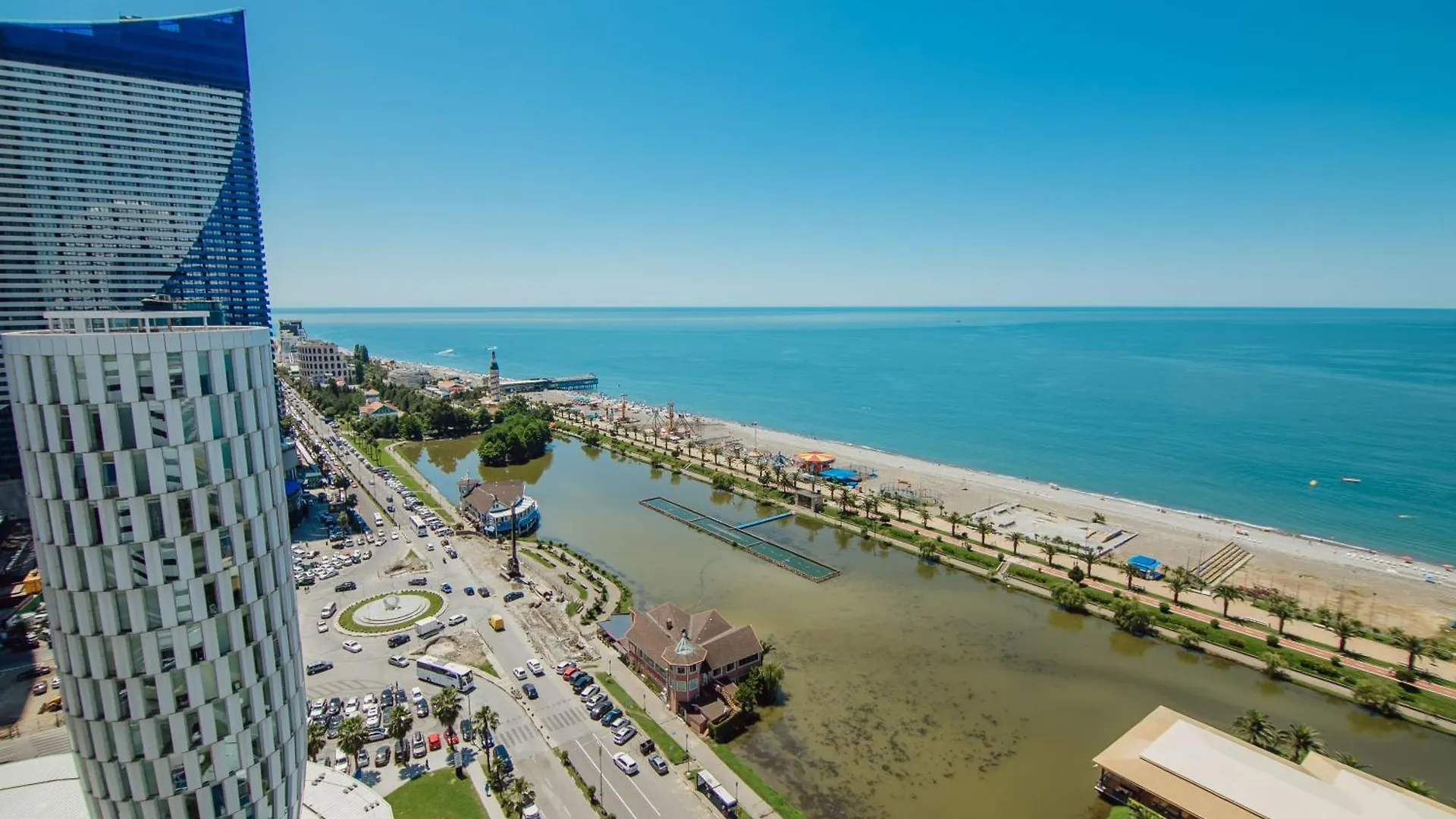Alliance Palace Aparthotel Batumi