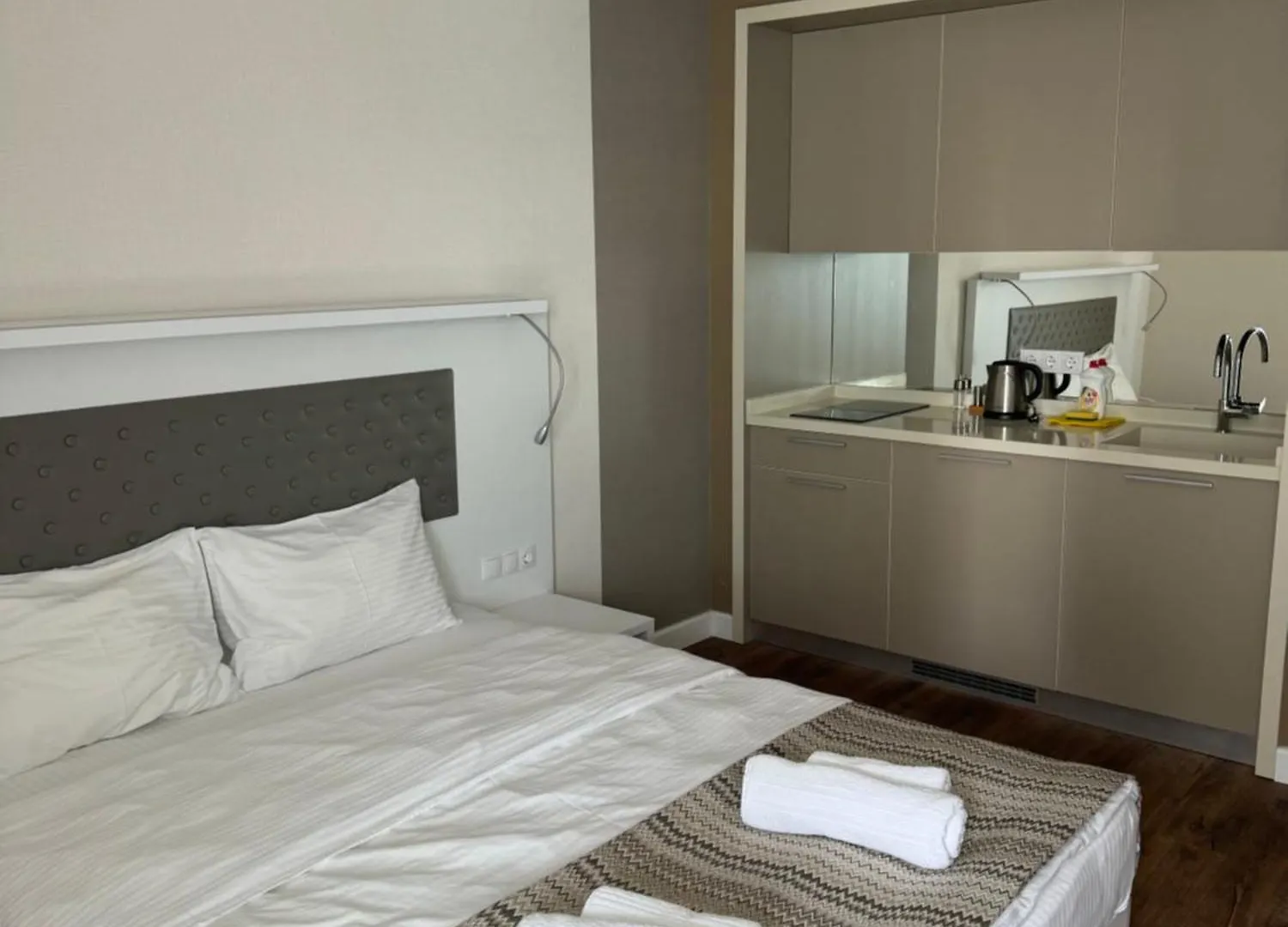 Alliance Palace Aparthotel Batumi 5*,